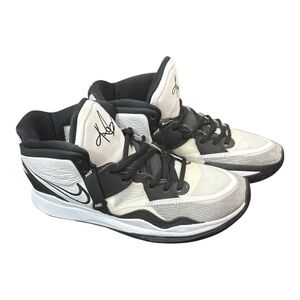 Nike Men's Kyrie Infinity Basketball Shoes (White/Black-White (size M9)